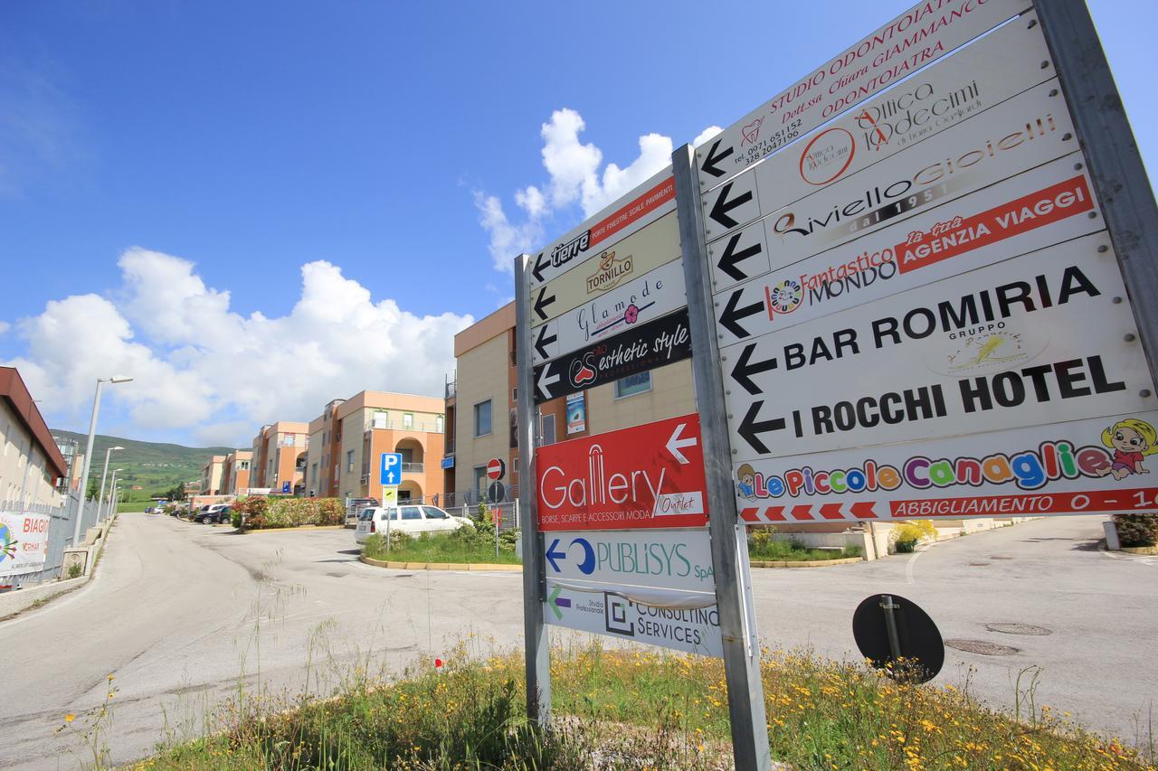 I Rocchi Hotel Tito Exterior photo